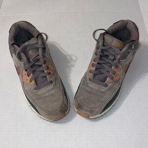 Grey suede Air Max women’s shoes